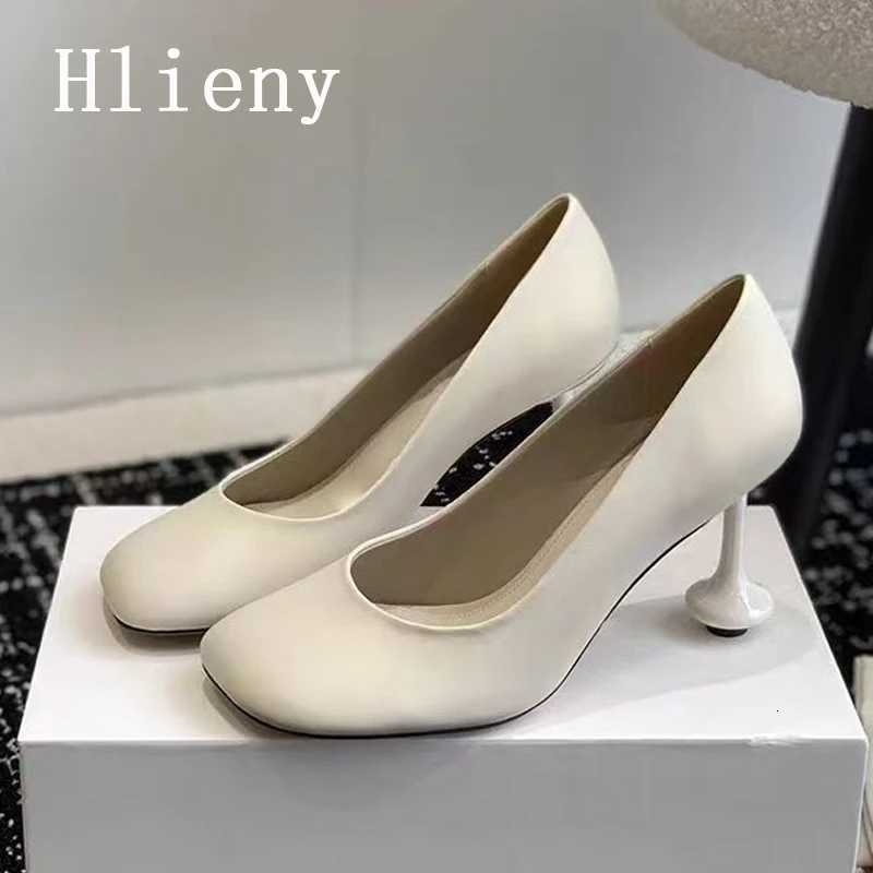 Hlieny Star Style Fashion Square Toe Soft Leather Women Office Pumps Strange High Heels Party Dress Ladies Shoes Black White Z260411