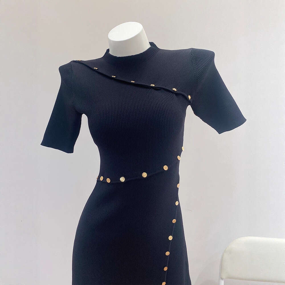2026 autumn new designer k30 French elegant black ribbed button slim fit women's knitted dress