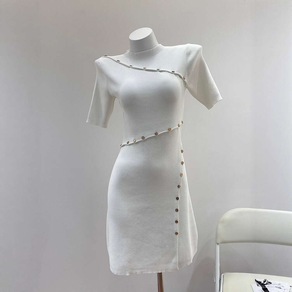 2026 designer French women's short sleeved single k30 breasted waist cinching slimming elegant slimming fashionable knitted dress
