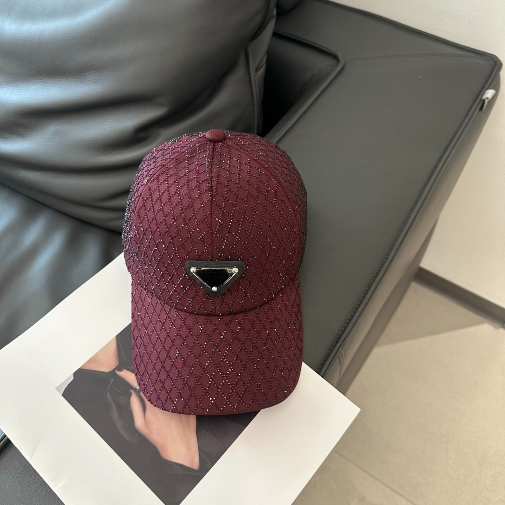 Women's Rhinestone Grid Baseball Cap Red Casquette Luxe Cappello Luxury Bling Diamond Peaked Cap Adjustable Fashion Sun Hat for Outdoor