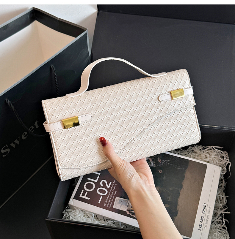 2026 Summer Hot Fashionable Trendy Designer Handbag Mini Classic Luxury Woven Diagonal Cross Bag for Women