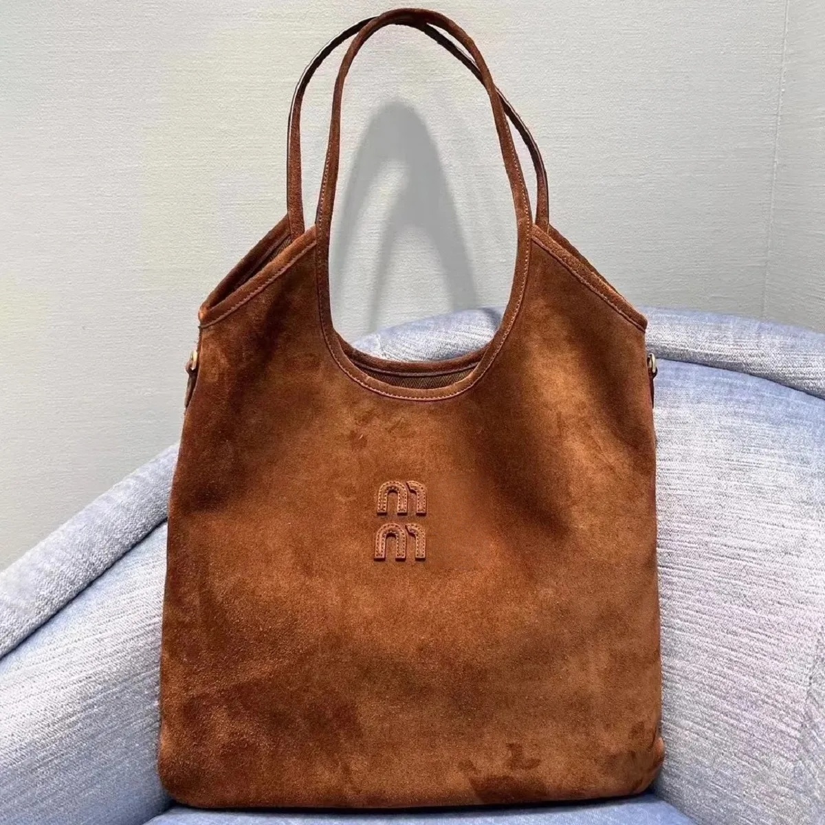 Vintage Tote Bag Large Capacity Woolen Armpit Bag One Shoulder Handbag Women Suede Shopping Bag Fashion Totes Handbags High Quality Double Letters Shopping Bags