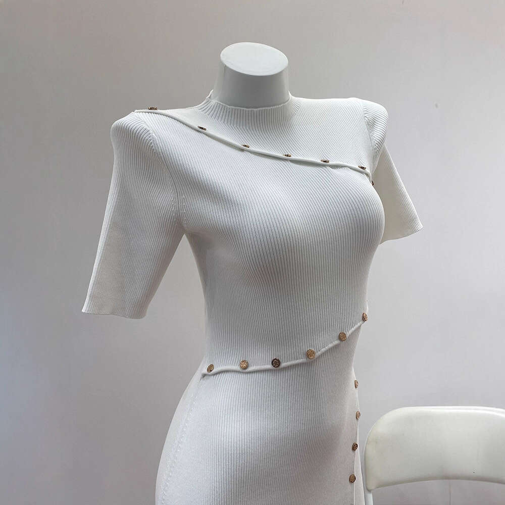 2026 designer French women's short sleeved single k30 breasted waist cinching slimming elegant slimming fashionable knitted dress