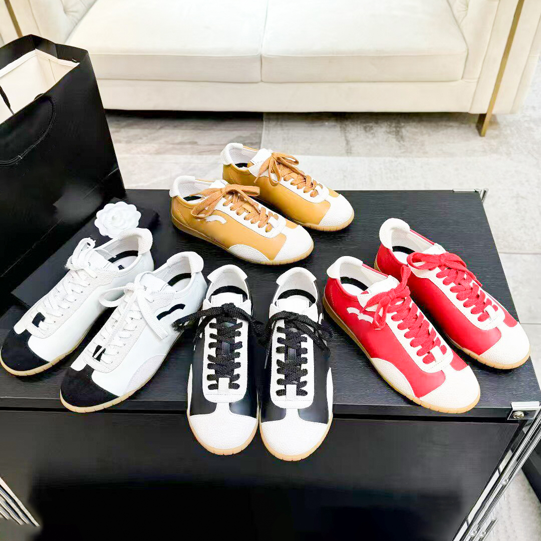 CC 2026 sneaker trainers Designer Flat shoe Woman Sport Tennis Casual trainer Lace-up platform shoe hike golf athletic Luxury lady travel Daddy run dress shoes loafer