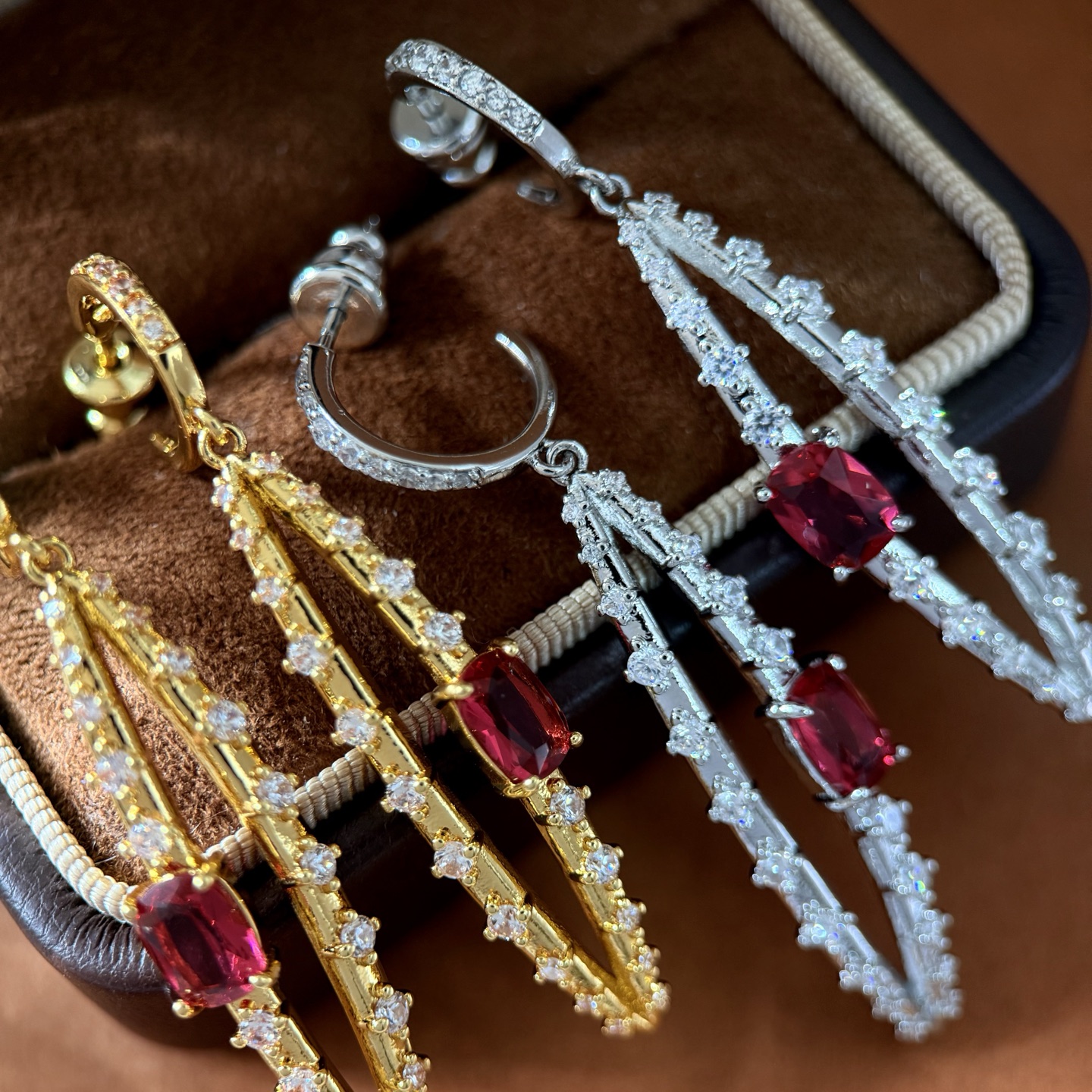 Designer Earrings Designer Earrings Women Pave C Shape Hoop Drop Leaf Hollow Oval Bar Zircon Ruby Geometric Earrings Luxury Jewlery Designer Women Ele