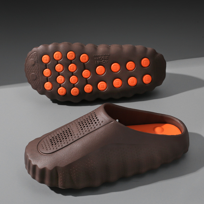 2026 Hot Designer Slippers Trendy Outwear Non slip Message Comfortable Sports and Casual Beach Shoes for Women and Men