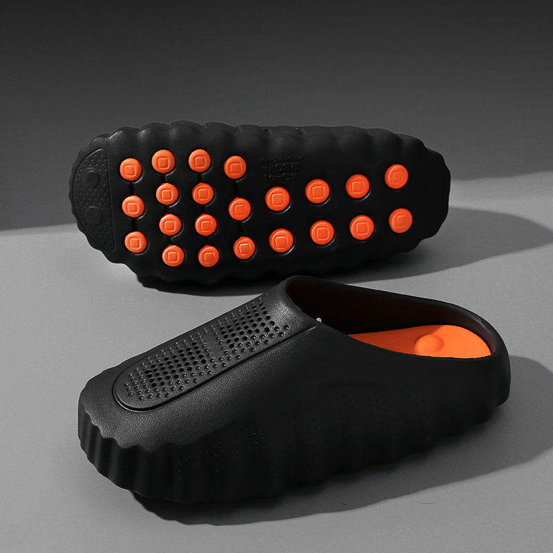 2026 Hot Designer Slippers Trendy Outwear Non slip Message Comfortable Sports and Casual Beach Shoes for Women and Men