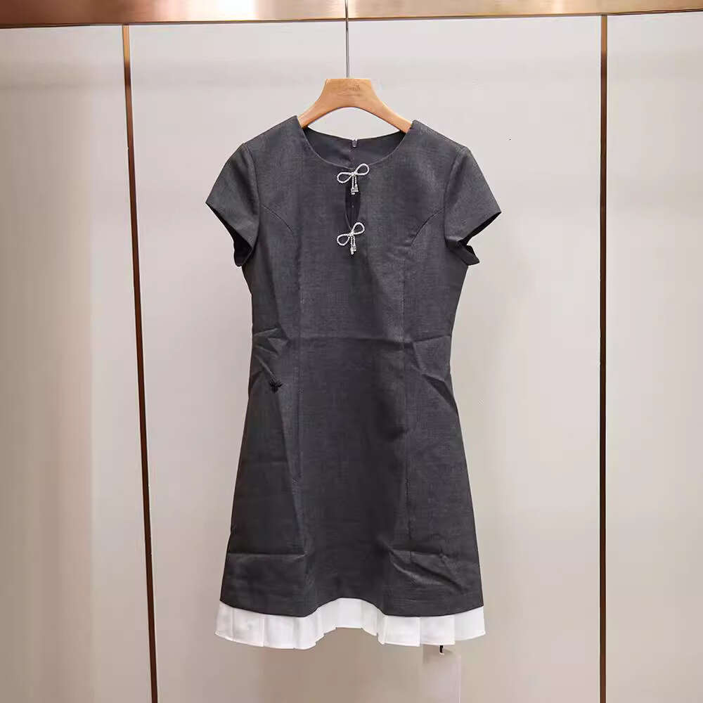 Designer's high-end women's clothing 2026 summer new retro k30 small FC fragrance style elegant rhinestone bow pleated dress