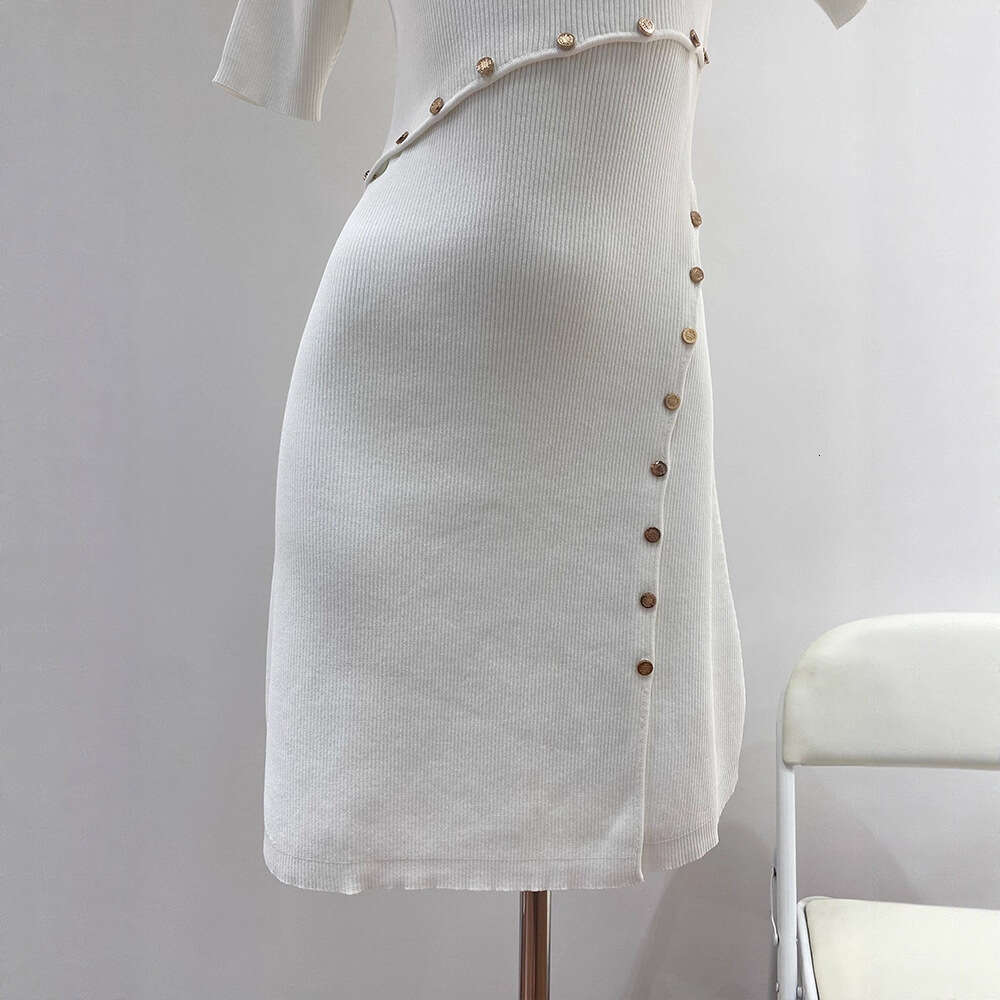 2026 designer French women's short sleeved single k30 breasted waist cinching slimming elegant slimming fashionable knitted dress