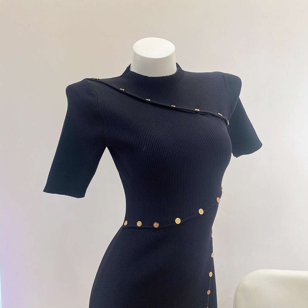2026 autumn new designer k30 French elegant black ribbed button slim fit women's knitted dress