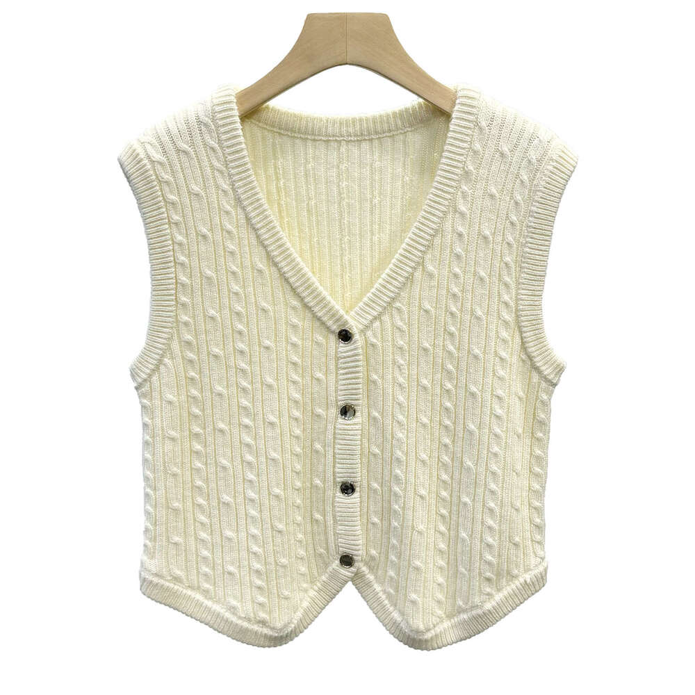 2026 autumn women's French light luxury k30 retro elegant fashion designer sleeveless V-neck slim knit cardigan