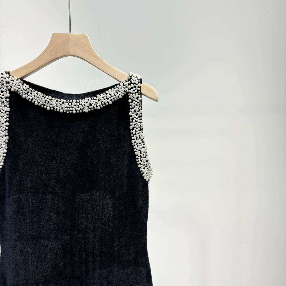 Designer's high-end exquisite beaded French social long dress for women, sleeveless k30 velvet knitted belt mini dress