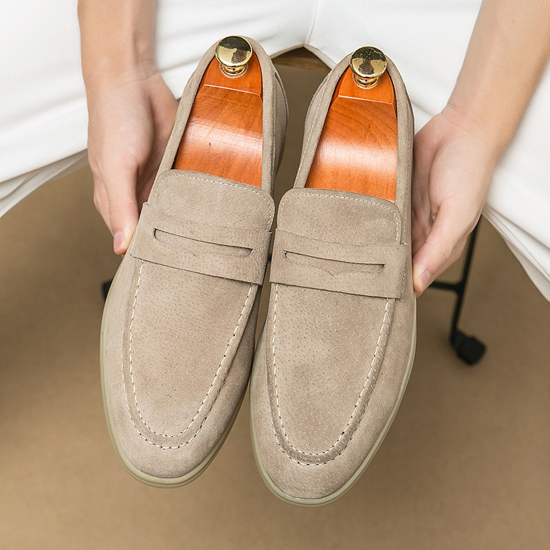 2026 hot selling casual shoe covers low heel Nubuc loafers suede leather comfortable soft sole men's classic retro shoes free shipping