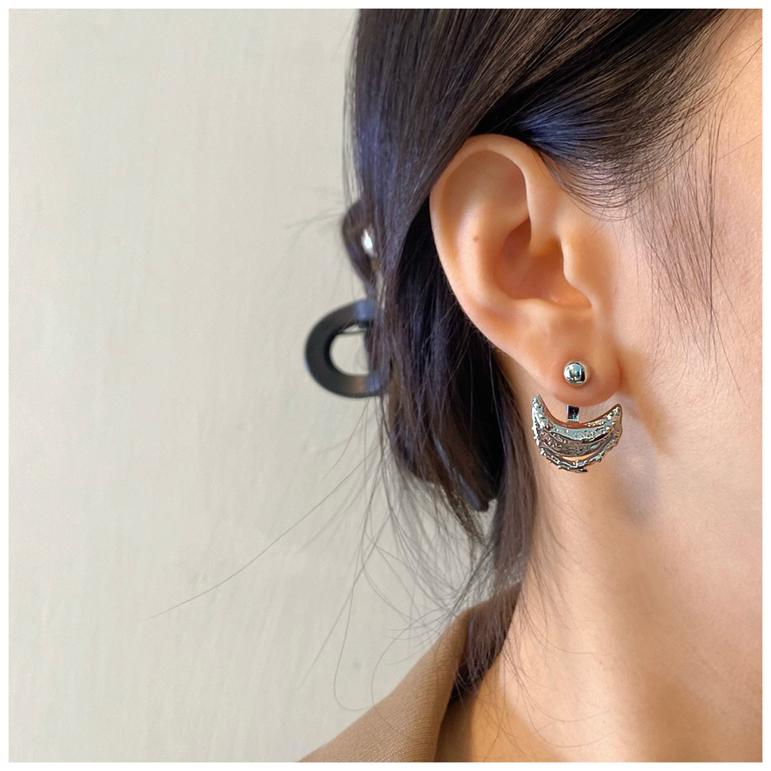 Designer Earrings Designer Earrings Women Molten Texture Irregular Crescent Earring Unique Stud Earrings Luxury Jewlery Designer for Women Elegant Spa