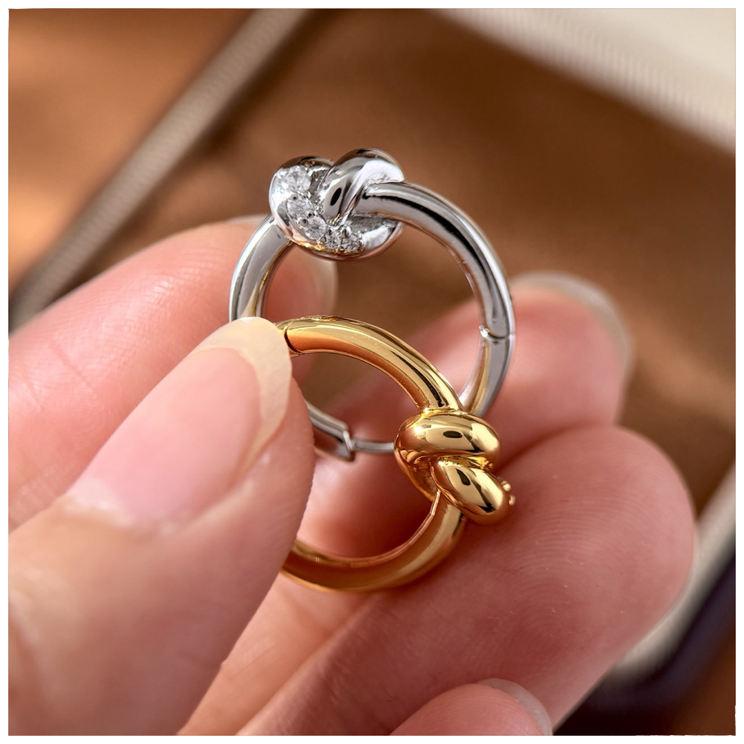 Designer Earrings Designer Earrings Women Knot Pave Earring Hoop Circle Earrings Luxury Jewlery Designer for Women Elegant Sparkling Timeless Premium 