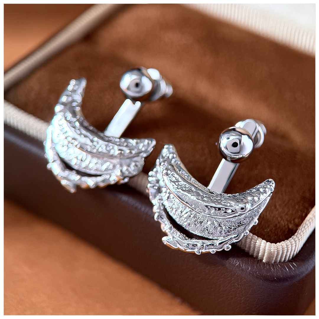 Designer Earrings Designer Earrings Women Molten Texture Irregular Crescent Earring Unique Stud Earrings Luxury Jewlery Designer for Women Elegant Spa