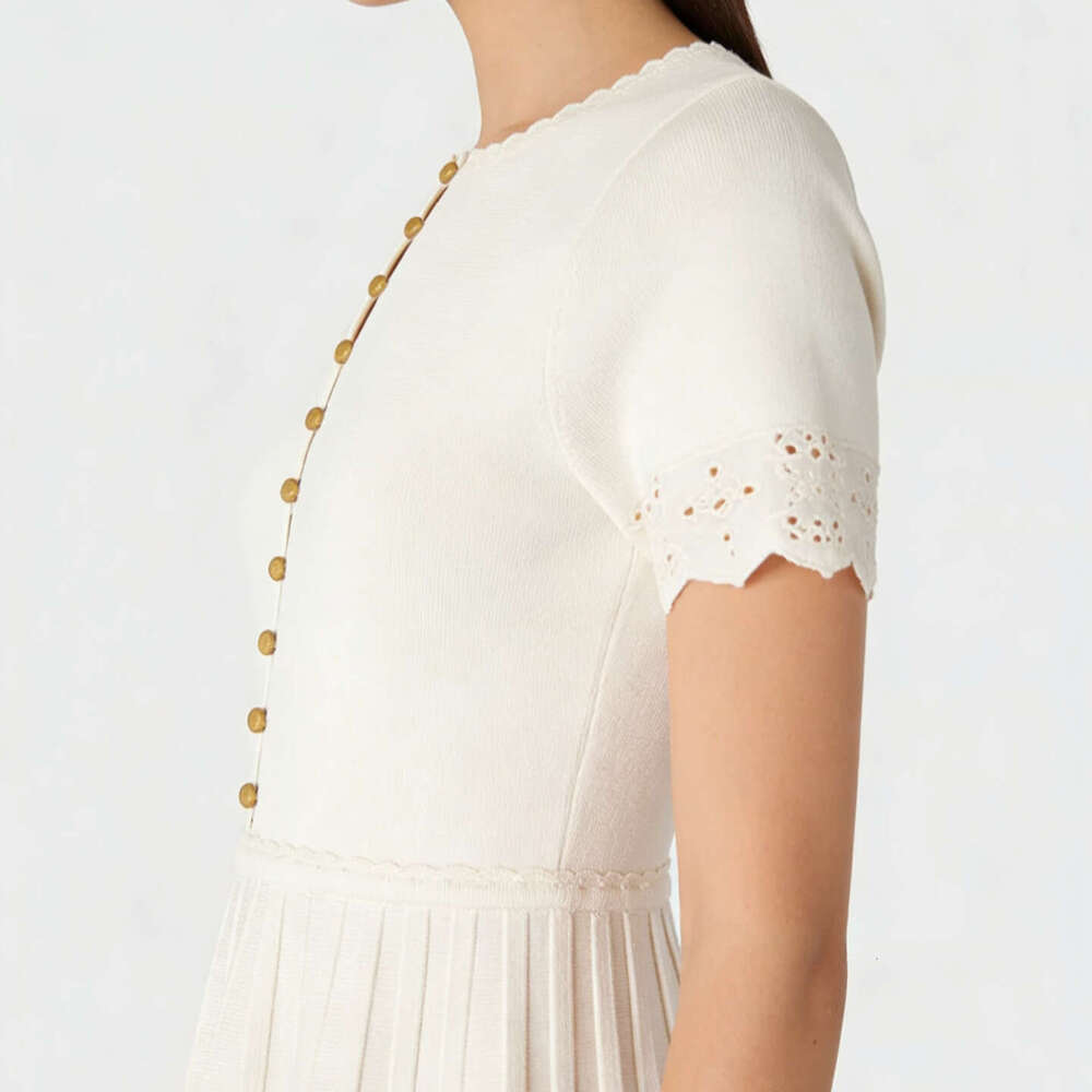 2026 Summer Height Teacher Women's Light Luxury Slim Fit Hundred Fold Knitted Round Neck Short Sleeve French k30 Pattern Dress