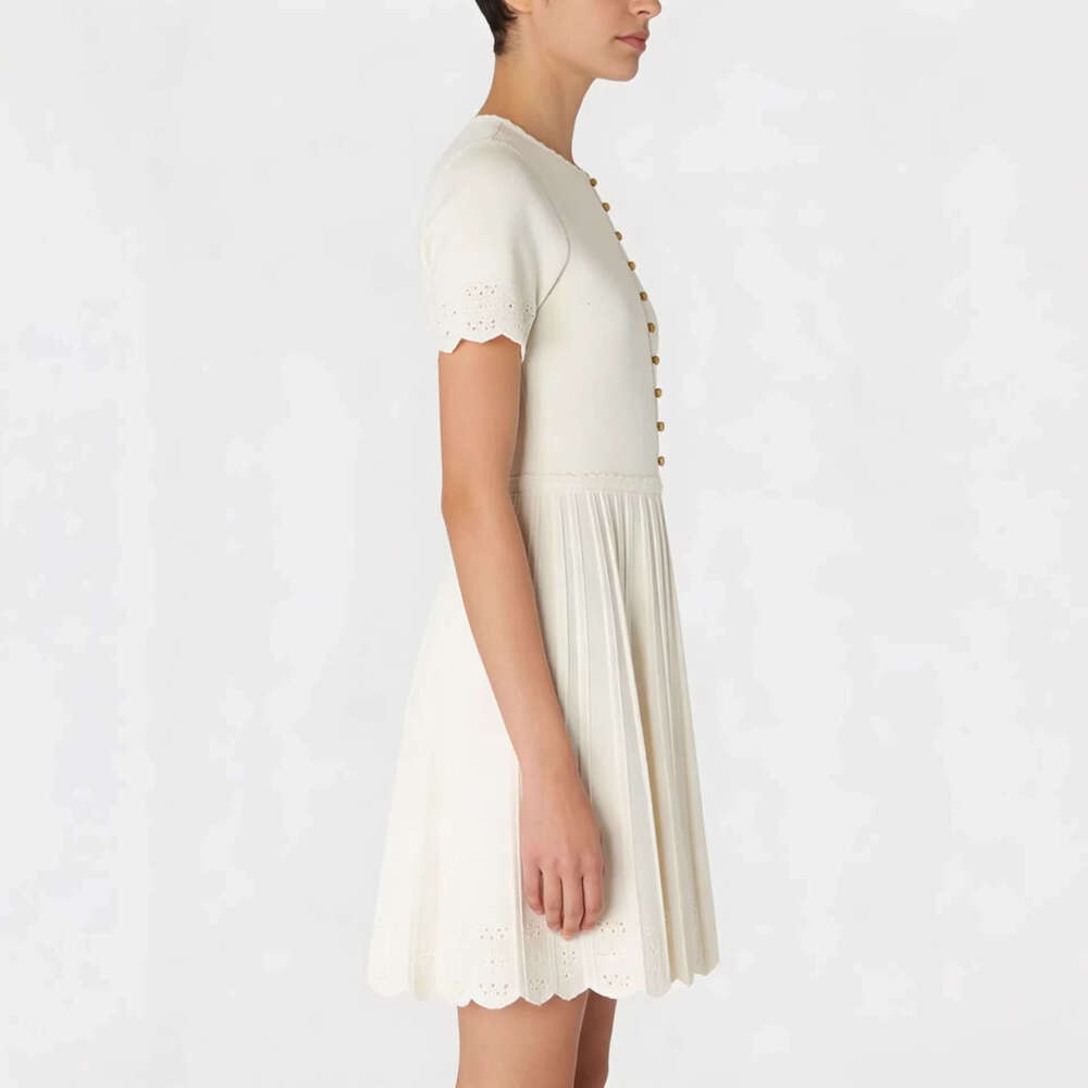 2026 Summer Height Teacher Women's Light Luxury Slim Fit Hundred Fold Knitted Round Neck Short Sleeve French k30 Pattern Dress