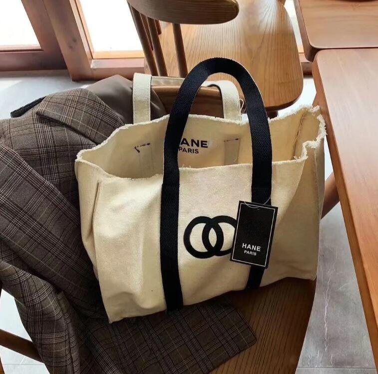 Designer classic letter logo canvas luxury Large capacity outdoor portable travel storage fashion thickened one shoulder class commuting bag