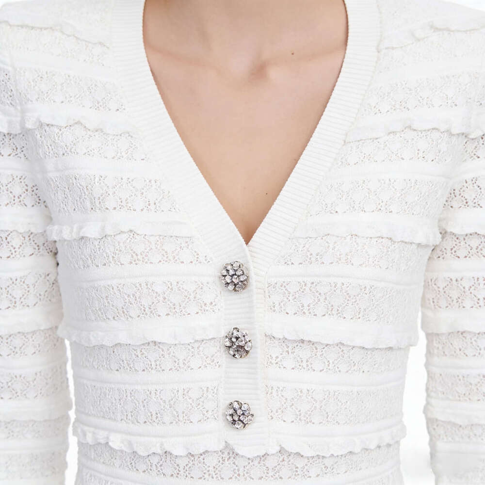 2026 Spring/Summer Designer Women's Hollow Fold V-neck Long Sleeve French Slimming Straight Shoulder k30 Knitted Dress