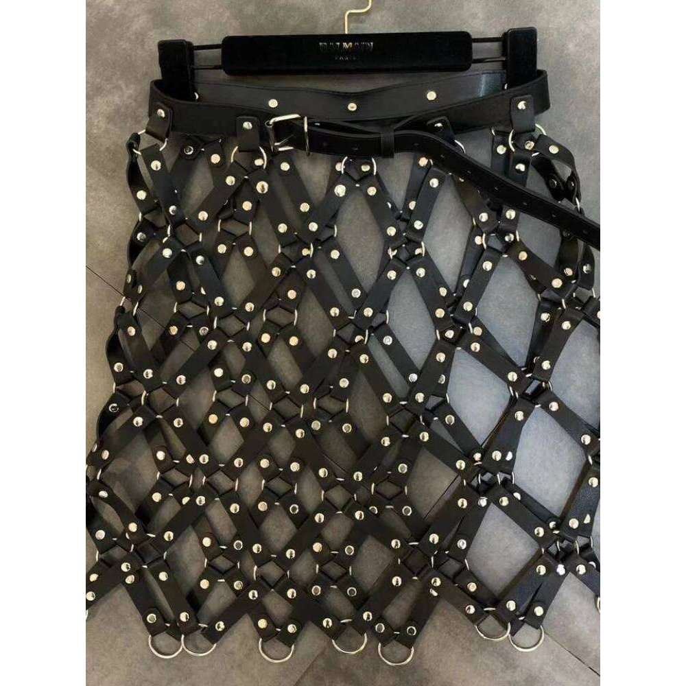 Autumn New Pu Leather Women Sexy Diamond Grid Hollowed Out PU Skirt Outwear Nigh Club Lady Skirts Mini Mujer MAKOUFEI