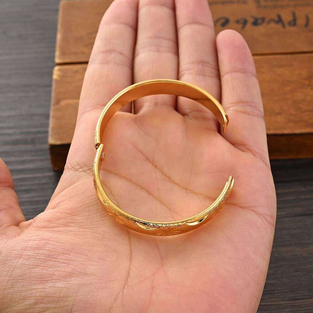 18k 55MM Dubai Baby Cute Openable For Women Ethiopian Gold Color Bangles Bracelets Girls Birthday Jewelry Gifts 26H0411