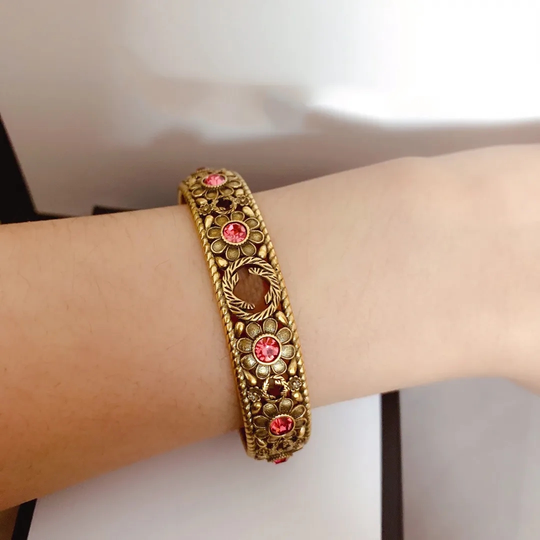 New Brand Classic Designer Bracelet European Fashion Couple Bracelet High Quality Bracelet Jewelry -588888