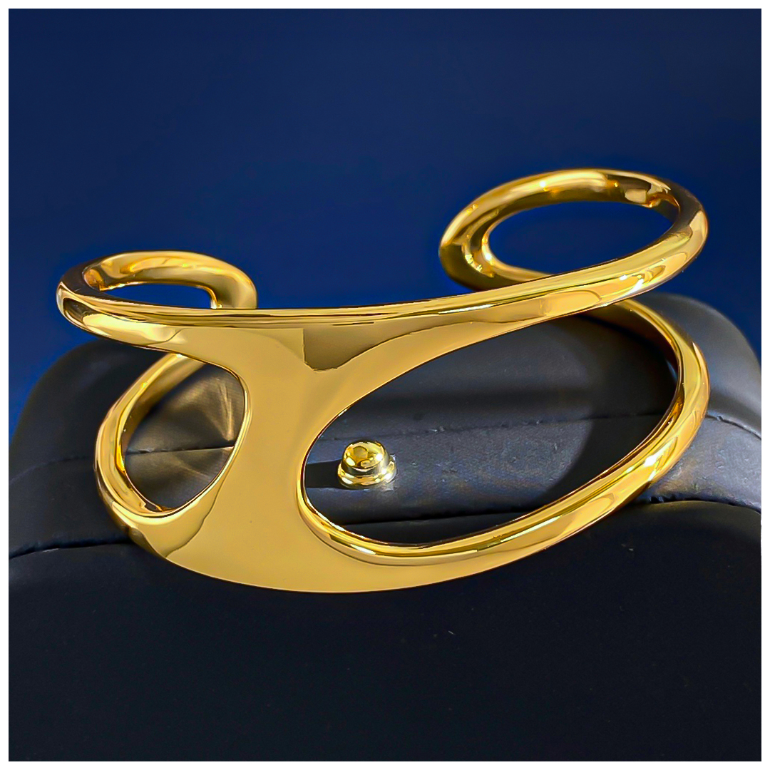 Designer Bracelet Bracelet for Women Double Line Hollow Pig Nose C Shape Open Bangle Minimalist Polished Bangles Luxury Jewlery Designer for Women Ele