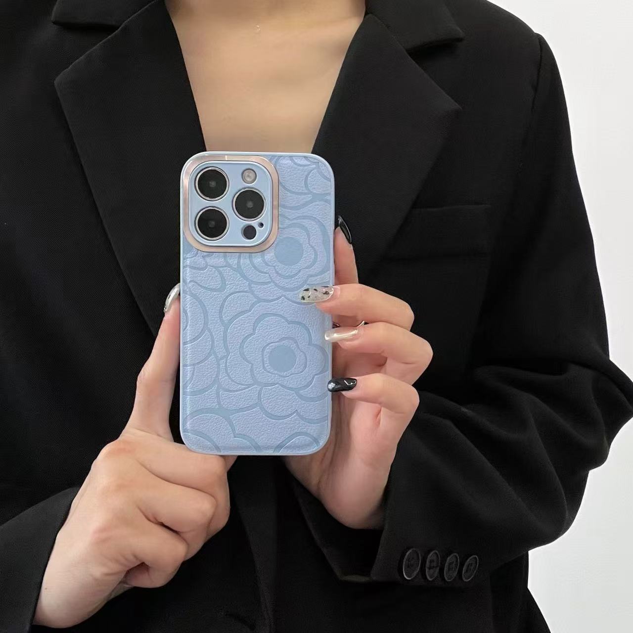 Elegant Floral Embossed PU Leather Phone Case for iPhone 17, Soft Luxury Anti-Scratch Shockproof Protective Cover