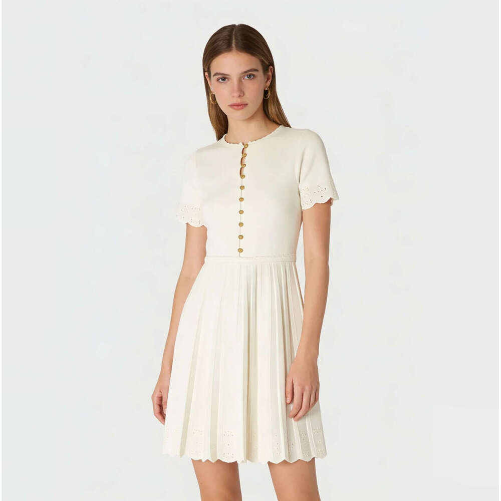 2026 Summer Height Teacher Women's Light Luxury Slim Fit Hundred Fold Knitted Round Neck Short Sleeve French k30 Pattern Dress