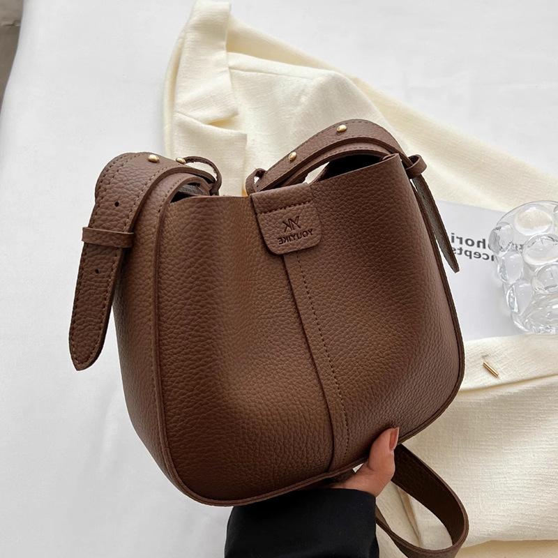 Women's Bucket 2026 New Model, High-Quality Textured Small Bag, Popular Fashionable Shoulder and Crossbody Bag for Women
