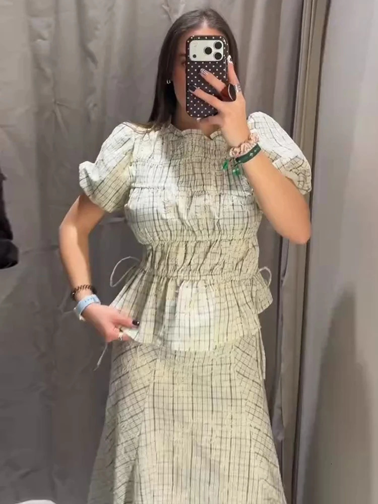 Plaid Embroidered Bow Decor Two-Piece Set Puff Sleeve Ruched Waist 2026 Spring Elegant Women Skirt Set Sweet Casual Lady Outfit 260413