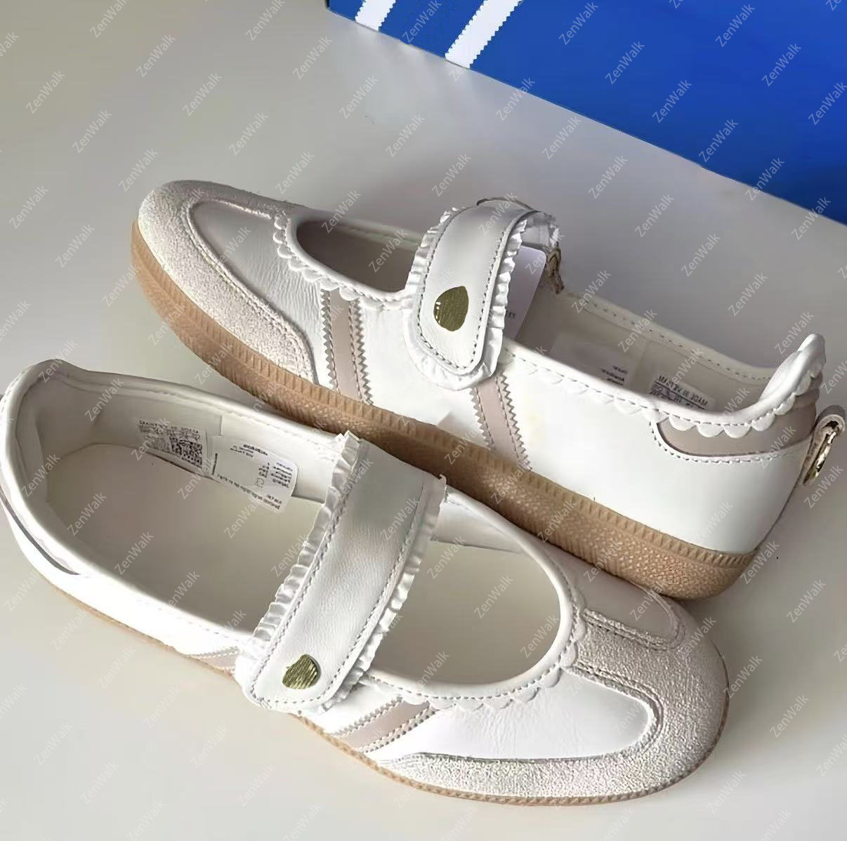 Jane casual shoes designer Mary Jane shoe Earth Strata Gum Jane sneakers classic black white color scheme comfortable versatile German training shoes