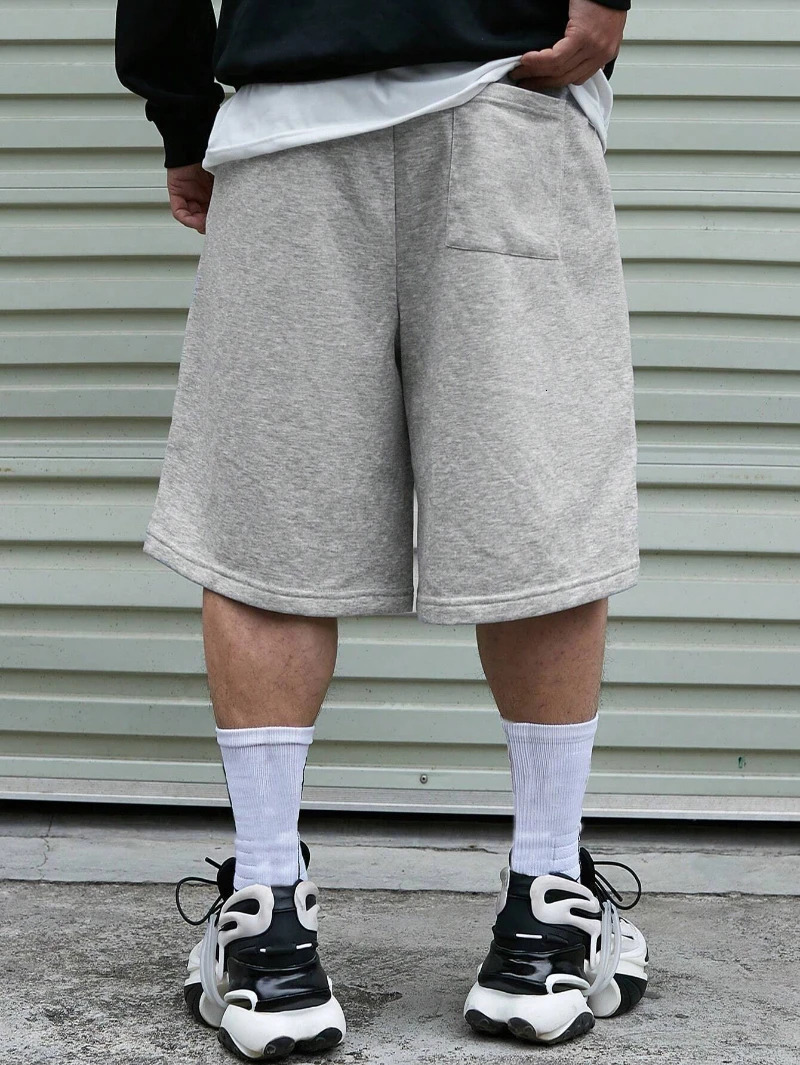 Mens Drawstring Waistband Loose Fit Shorts Sweat Long Holographic Plain Street Wear Waist Pockets Casual Sports Shorts Clothes 260408