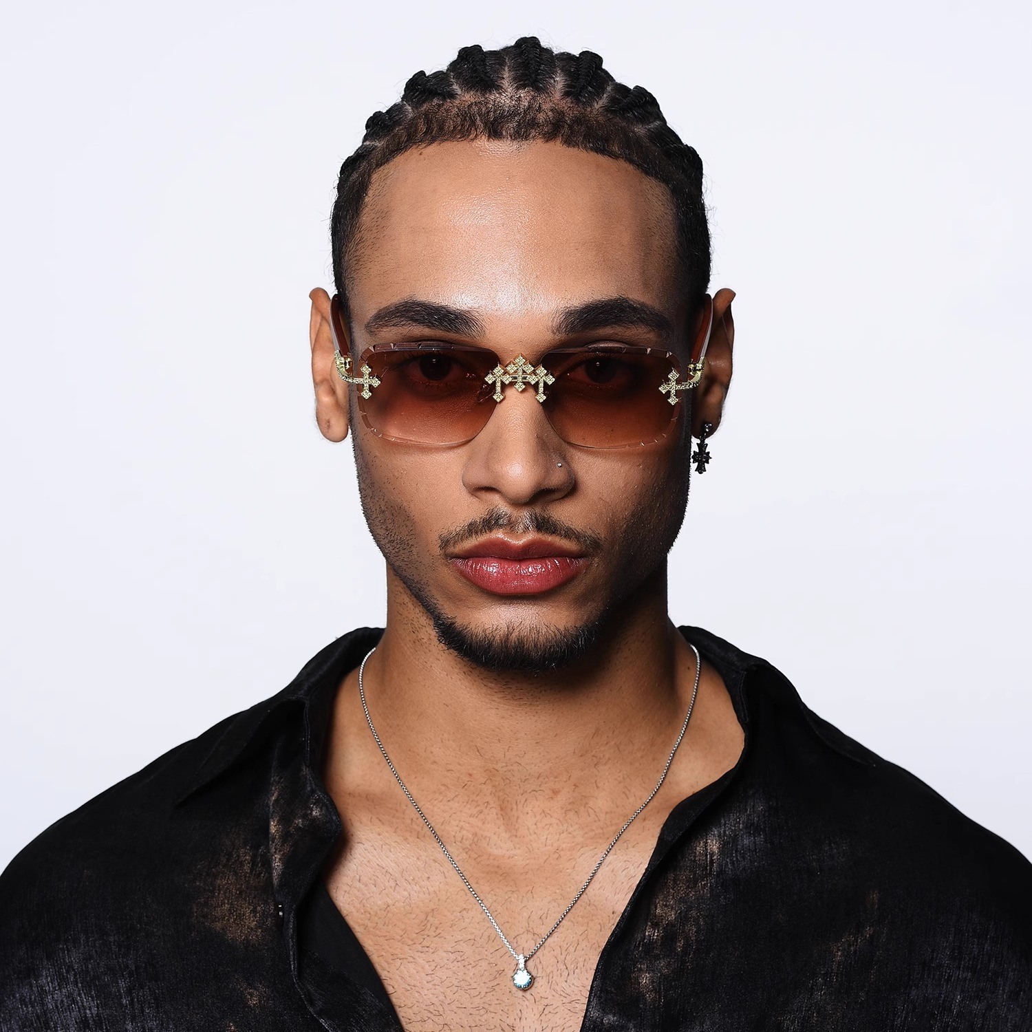 2026 New Designers' Full-diamond Cross Frameless Sun Glasses - Old-fashioned Money Style Eyeglasses - Outdoor Beach Wood Grain Texture Frame Legs