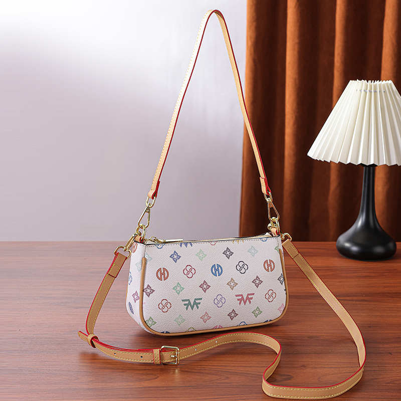 LORDLY KNACK New Women's Light Luxury High-End Single Shoulder Crossbody Chain Small Square Bag - view 4