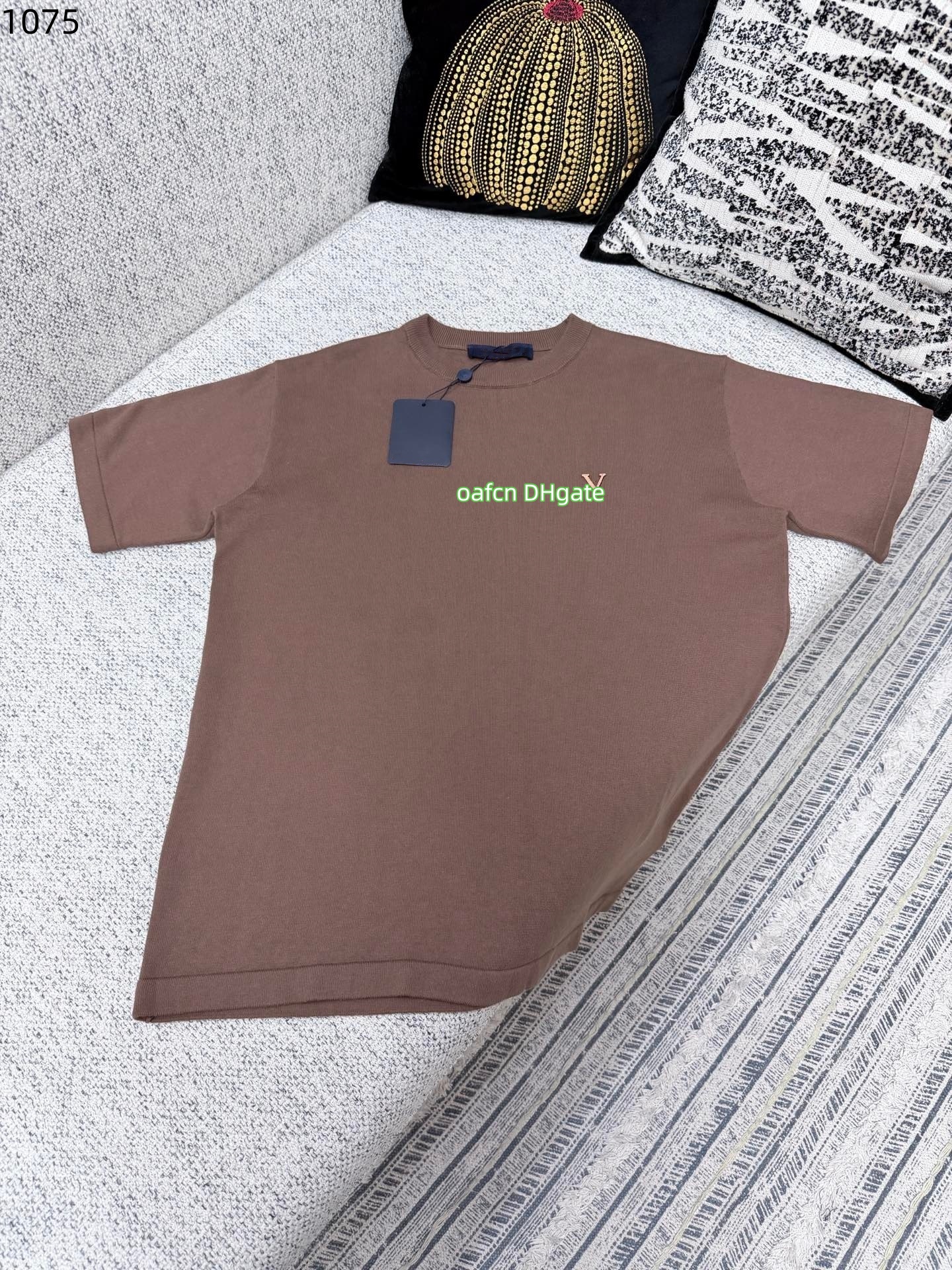 26SS Designer Men's T-shirt Soft Cotton Short Sleeve T-shirt Summer Casual Comfortable Men's Clothing T-shirt MONOGRAM short sleeved knitted round neck shirt 1075