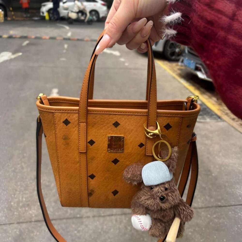 Mcnm New Designer Bag With Puppy Pendant Classic Retro Print Fashionable And Versatile Genuine Leather Handbag Shoulder Bags Shoulder Bag Crossbody Bag