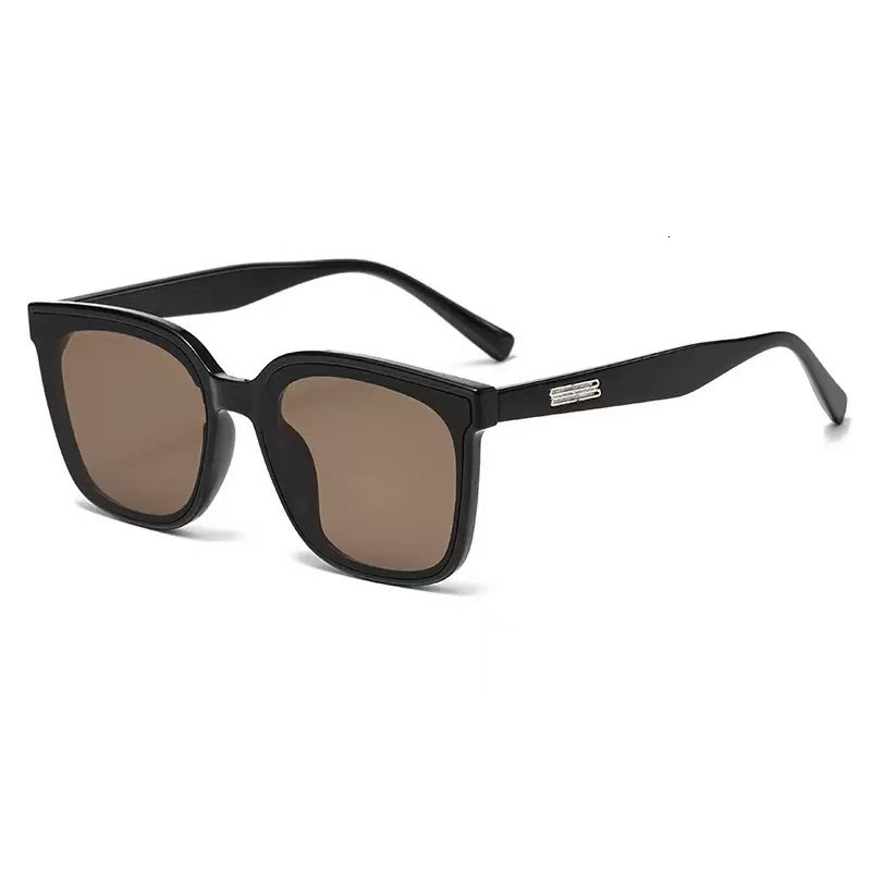 2025 New Square Men's And Women's Designer Sunglasses Outdoor UV Resistant Fashion Sunglasses Cross Border Wholesale Beach Sunglasses High E