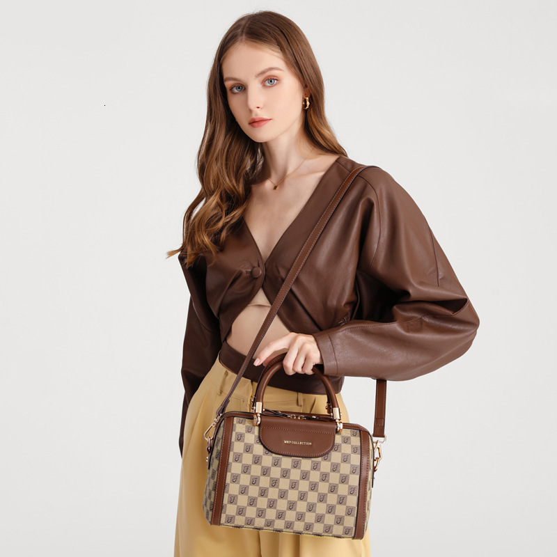 Boston Pillow New Checkered Trendy Large Capacity Shoulder Crossbody Bag Simple Versatile - view 5