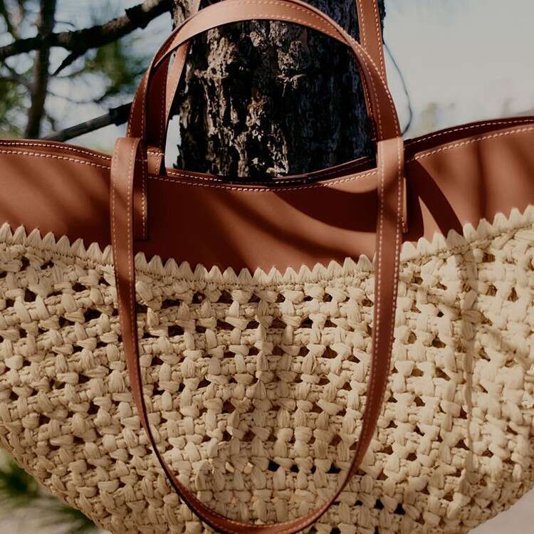 Cross-border straw beach bag for women, trendy and fashionable woven large-capacity shoulder tote bucket bag, new spring/summer model