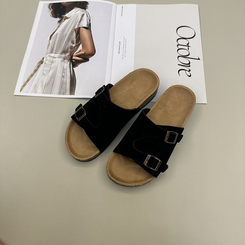 Free shipping designer shoes Women's Slippers 2026 New Summer Fashion Versatile Flat Sandals for Beach Travel and Gentle white