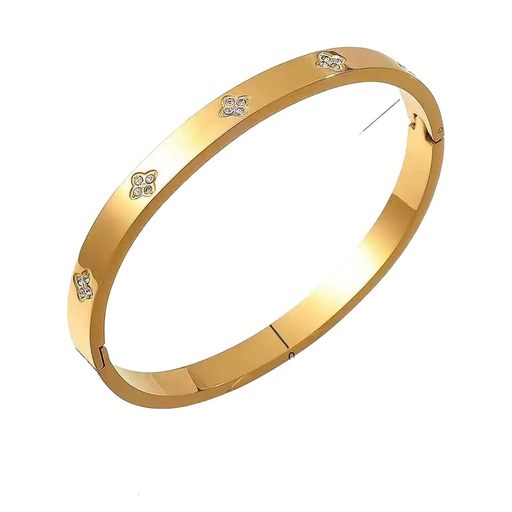 Designer Bracelet - Elegant And Luxurious Crystal Bracelet For Ladies Unique Design - Sophisticated And High-end Six-petal Flower Bracelet