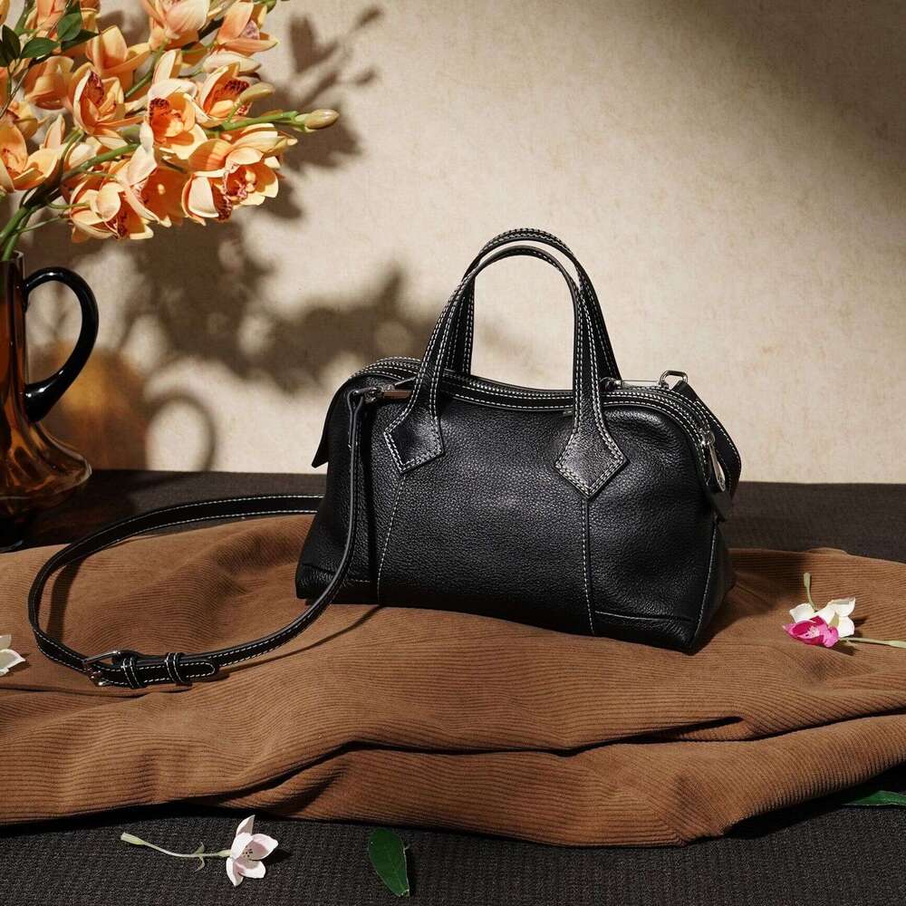 2026 New Top Layer Cowhide Solid Color Small Size Genuine Leather Women Bag Luxury Minimalist Commute Handbag Shoulder Underarm Bag SENYY