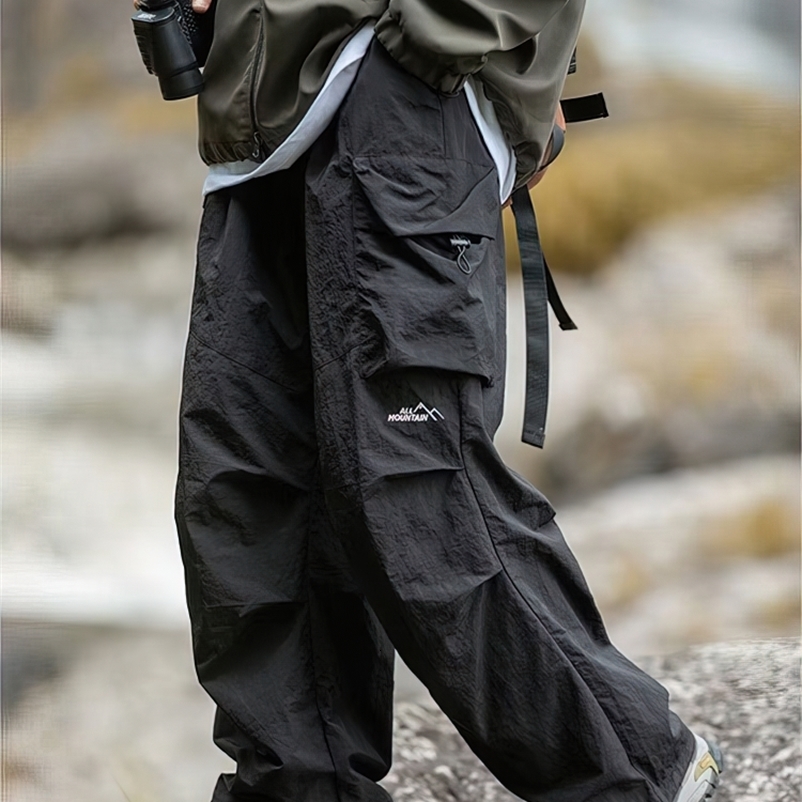 Vintage Baggy Hiking Cargo Pants Men Waterproof Casual Sport Jogging Sping Summer Parachute Pants Outdoor Wide 260410