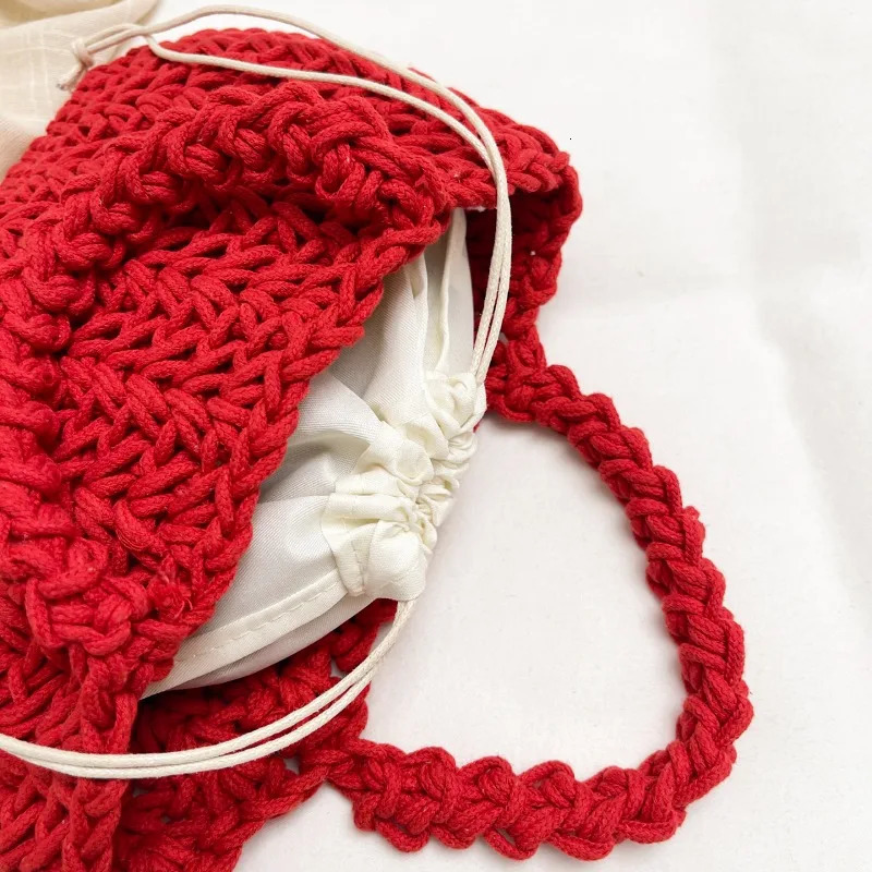 Chunky Red Knit Tote Bag Handmade Crochet Handbag with Drawstring Lining Casual Mini Shoulder Bag for Daily Use 260410