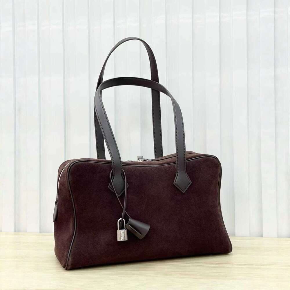 2026 New Genuine Leather Bowling Bag Retro Frosted Cowhide Tote Bag Minimalist Hobo Bag Large Capacity Beach Commute Boston Bag For Women SENYY