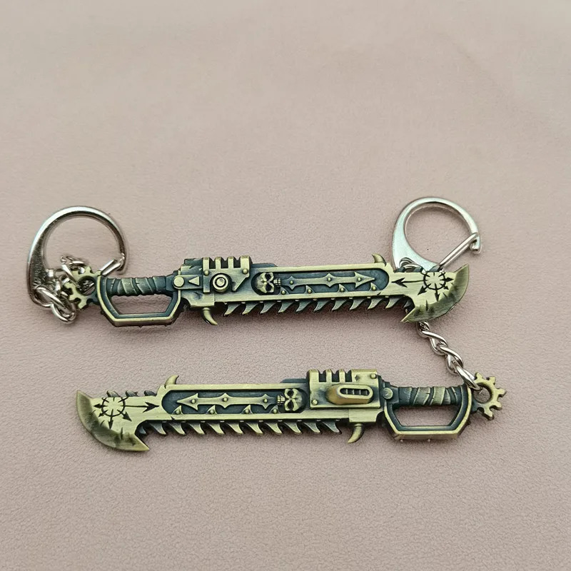 keychain Forged War Hammer 40K Peripheral Precision Chain Saw Sword Chaos Chain Saw Sword Alloy Keychain 260403BJ
