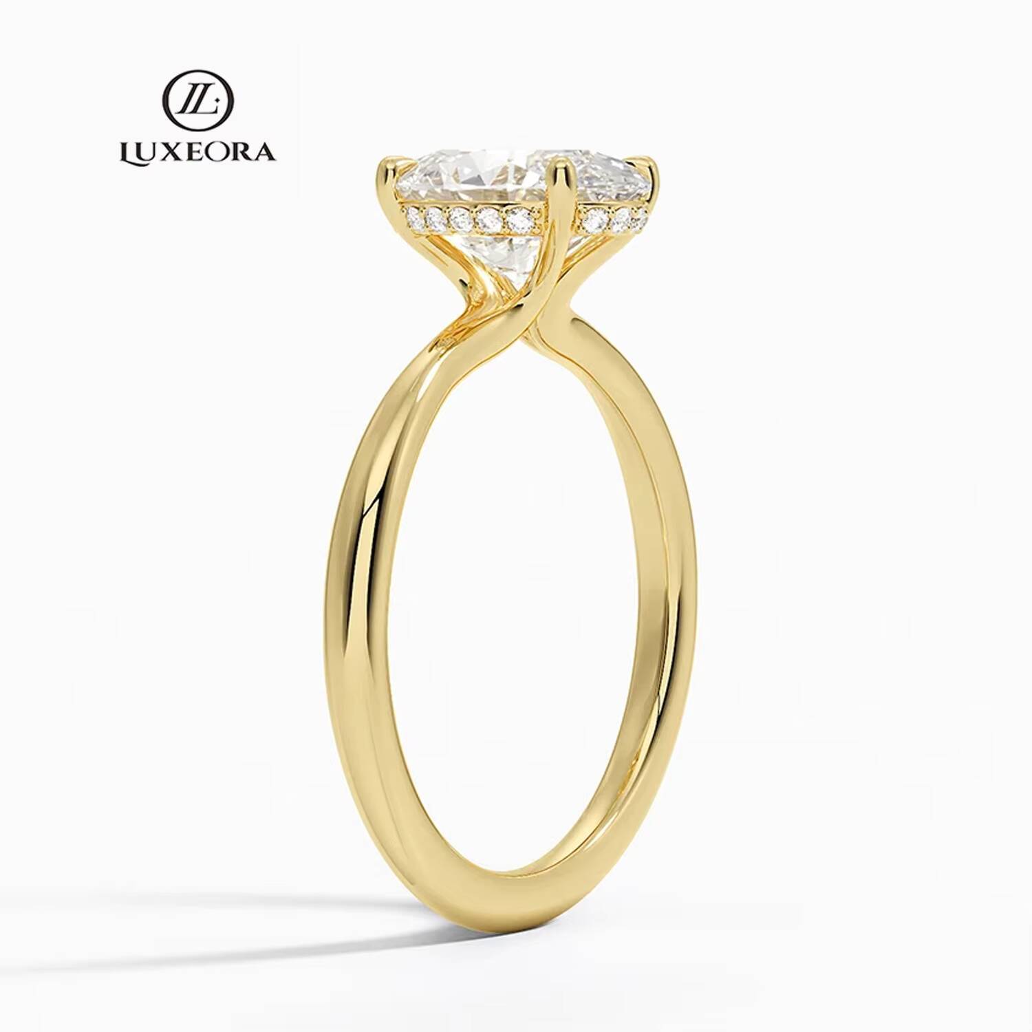 Luxeora Custom Luxury Diamond Jewelry Claw Prong Yellow Solid Gold 18K Engagement Ring IGI Oval Cut Lab Grown Diamond Women Ring