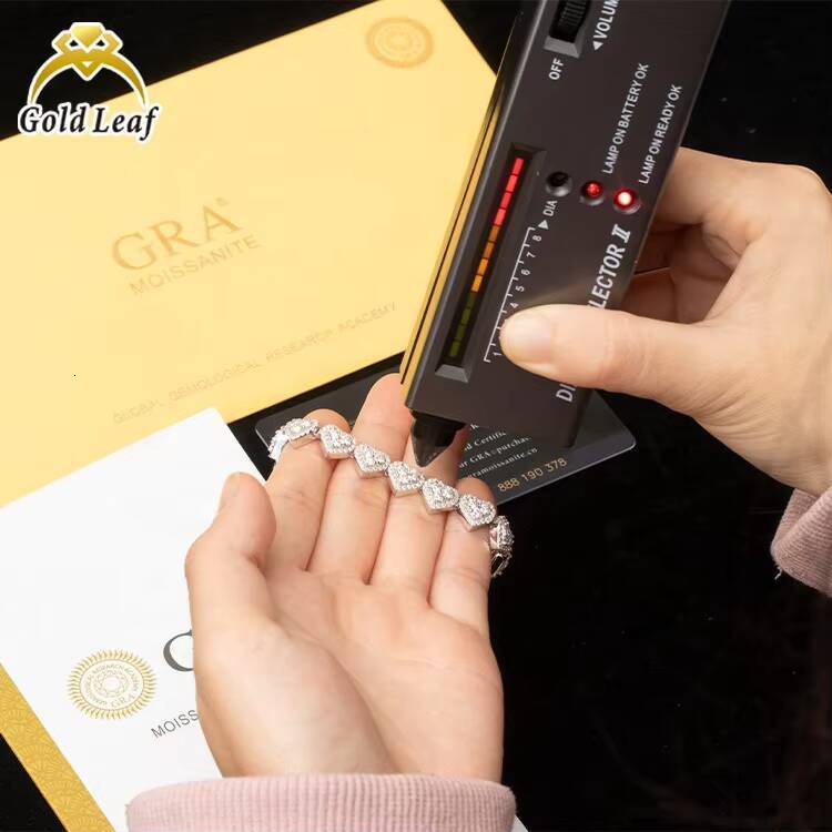 Goldleaf Jewelry 925 Sterling Silver Hiphop Heart Shape Moissanite Bracelet Bangles 8mm VVS Iced 8mm Cuban Link Chain